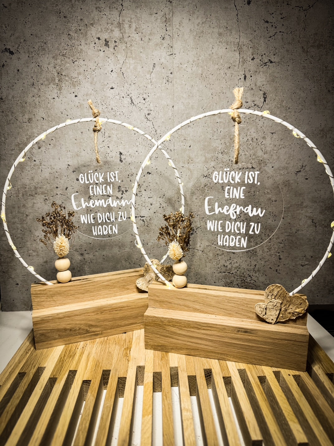 Glück ist eine Ehefrau / einen Ehemann wie dich zu haben – Hochzeitsgeschenk Tischbogen mit Licht