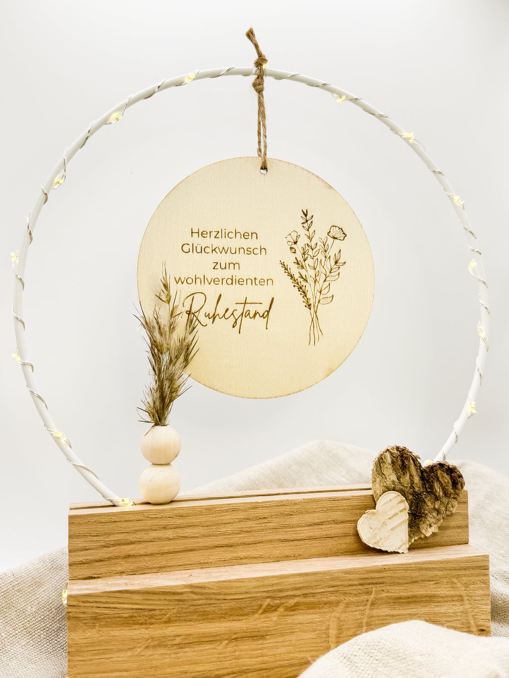 Geschenk zum Ruhestand - Handgefertigter Tischbogen zur Rente, beschreibbar mit Licht