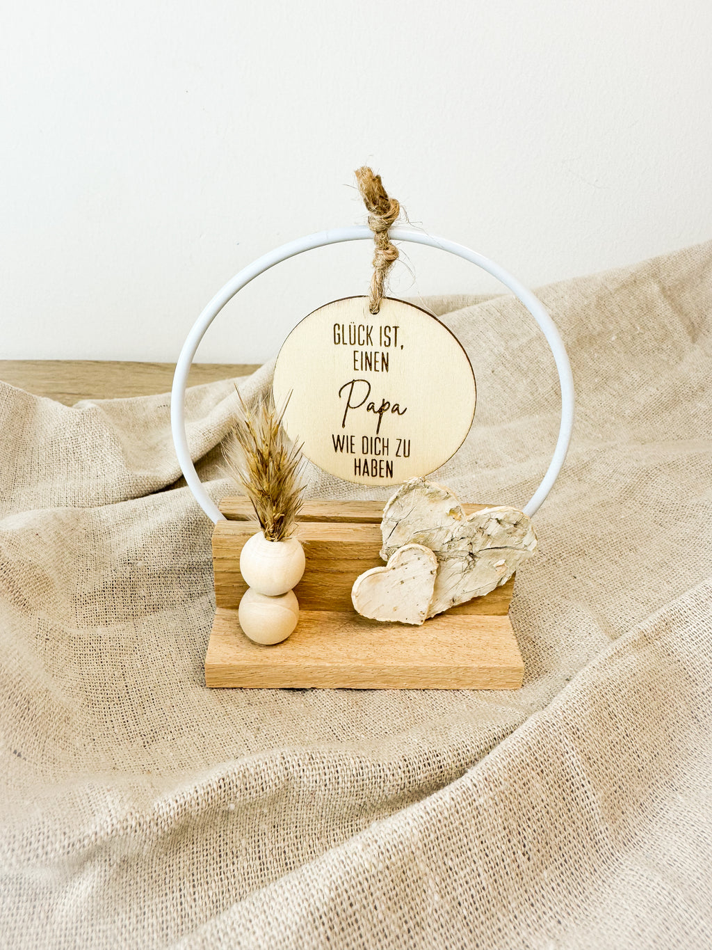 Geschenk für Mama und Papa - Handgefertigte Holzdeko 'Glück ist eine Mama/einen Papa wie dich zu haben'